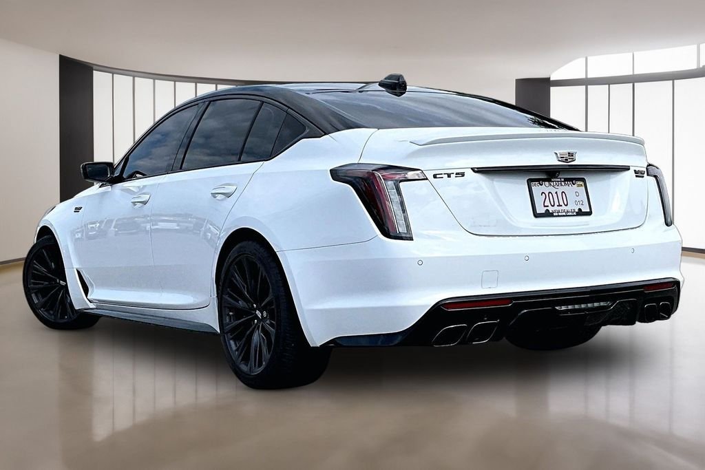 Used 2024 White Cadillac V-Series image 12