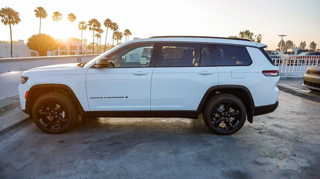 New 2026 White Jeep Limited image 13