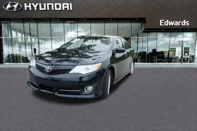 Used 2012 Gray Toyota SE image 3