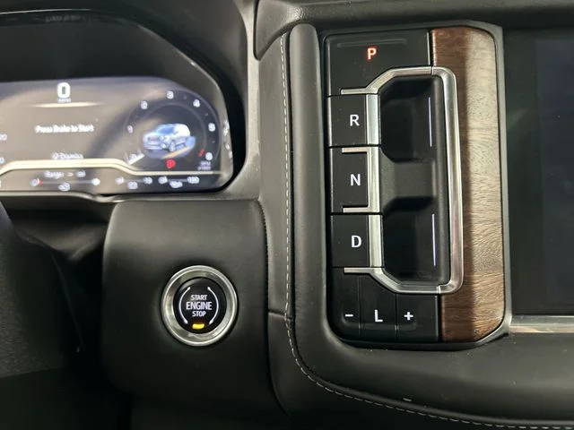 2023 GMC Yukon Denali Ultimate - Photo 10