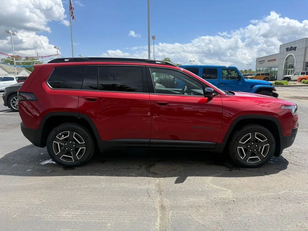 New 2026 Red Hot Pearlcoat Jeep Limited image 2