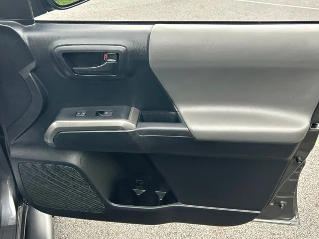 Used 2019 Gray Toyota SR5 image 32