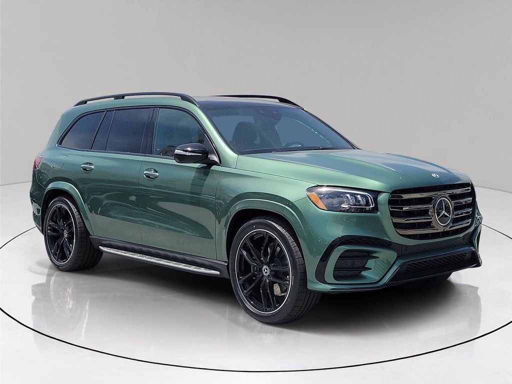 New 2026 MANUFAKTUR Ireland Mid Green Metallic Mercedes-Benz GLS 450 image 1