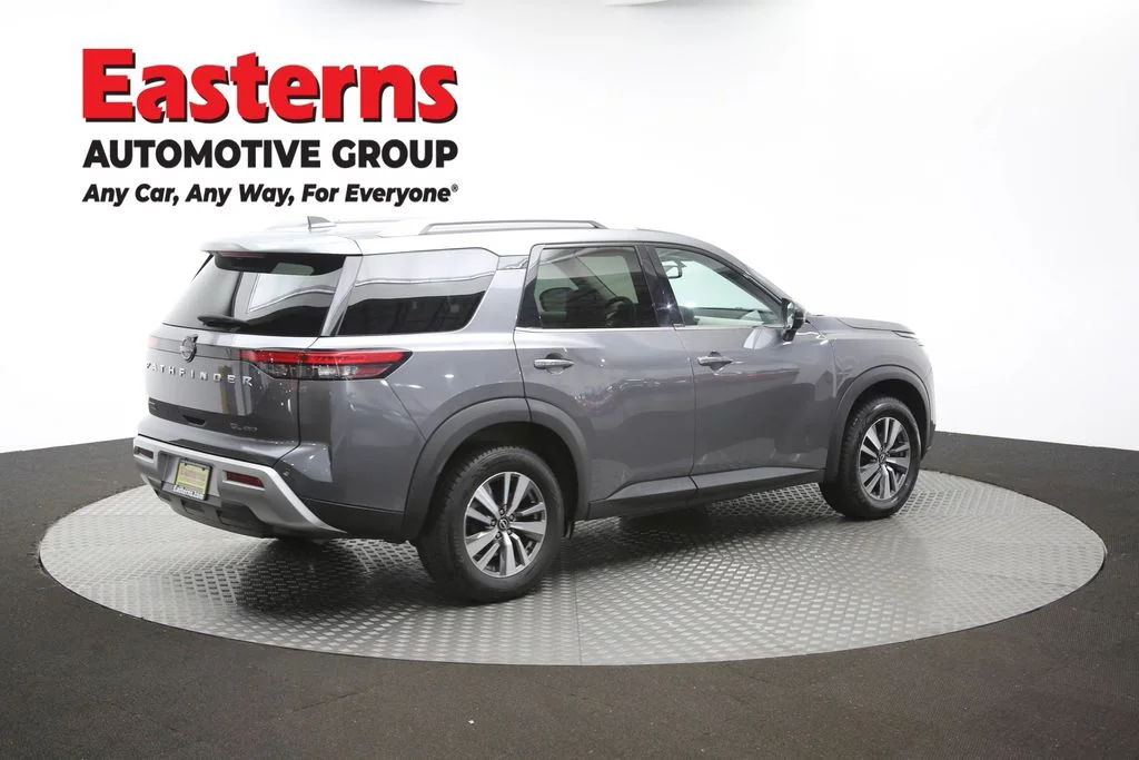 Used 2022 Gray Nissan SL image 42