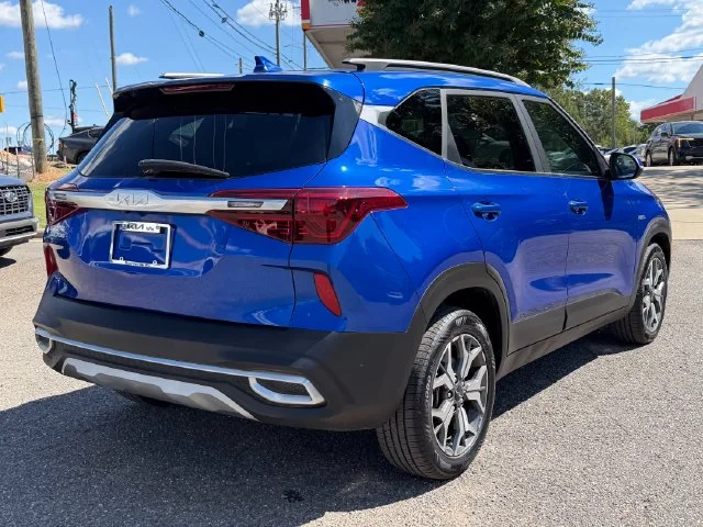 Certified Used 2023 Neptune Blue Kia EX image 5