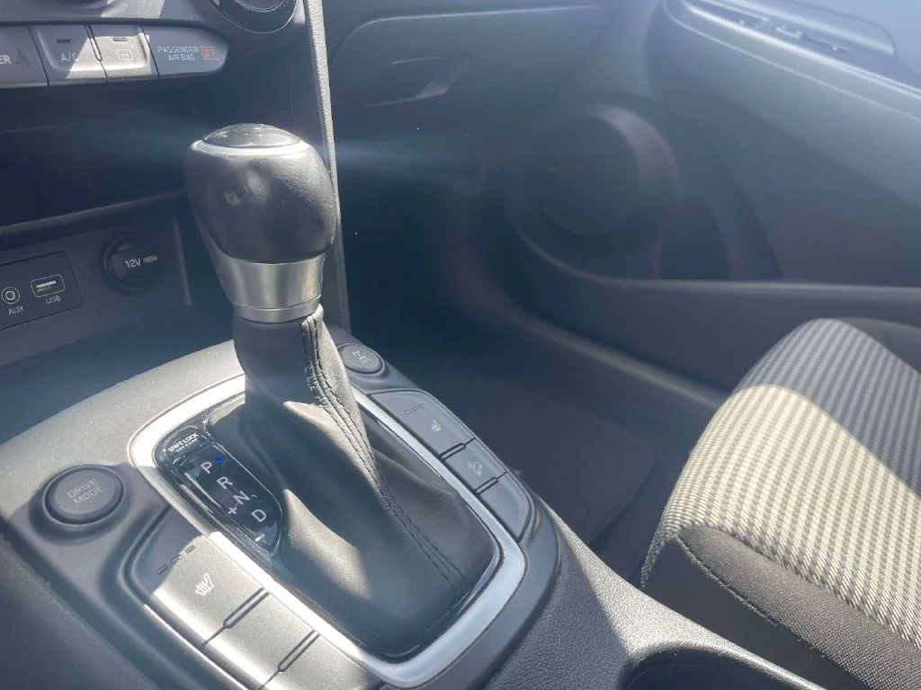 Used 2019 Silver Hyundai SEL image 31