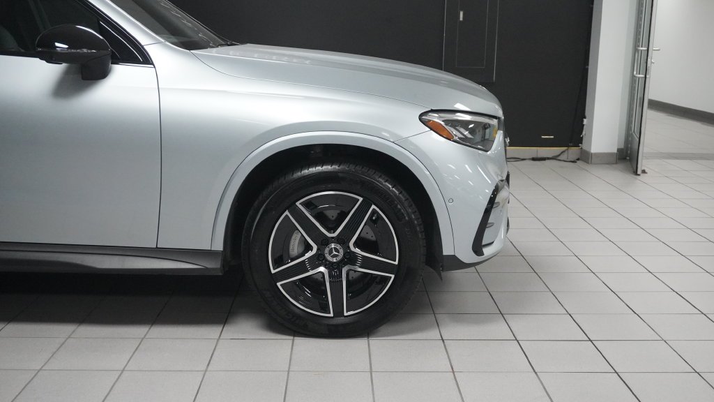 Certified Used 2026 Gray Mercedes-Benz GLC 300 image 5
