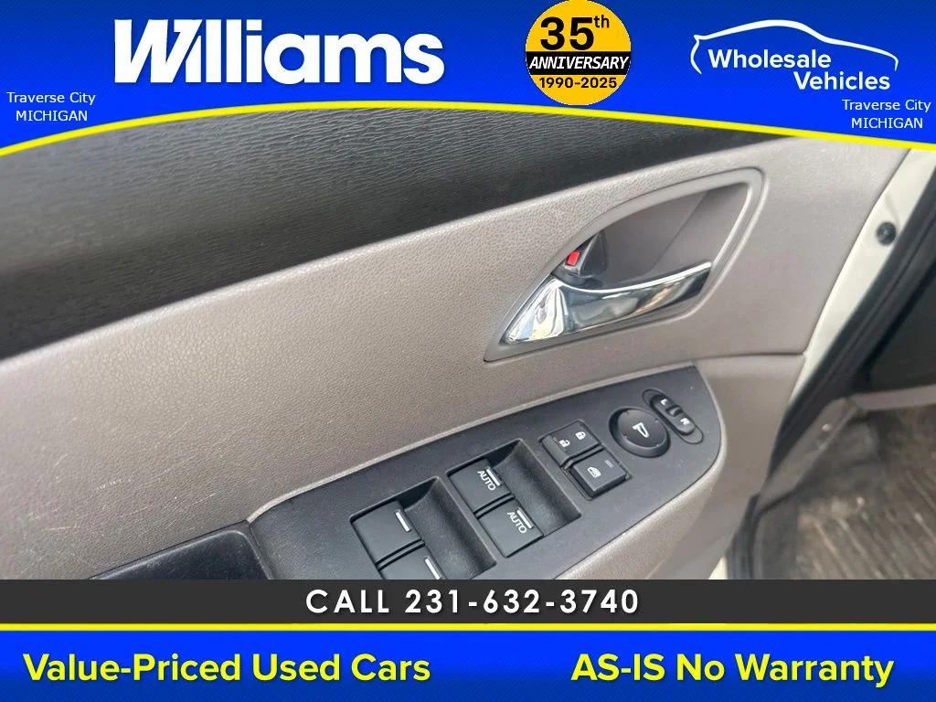 Used 2015  Honda EX-L image 19