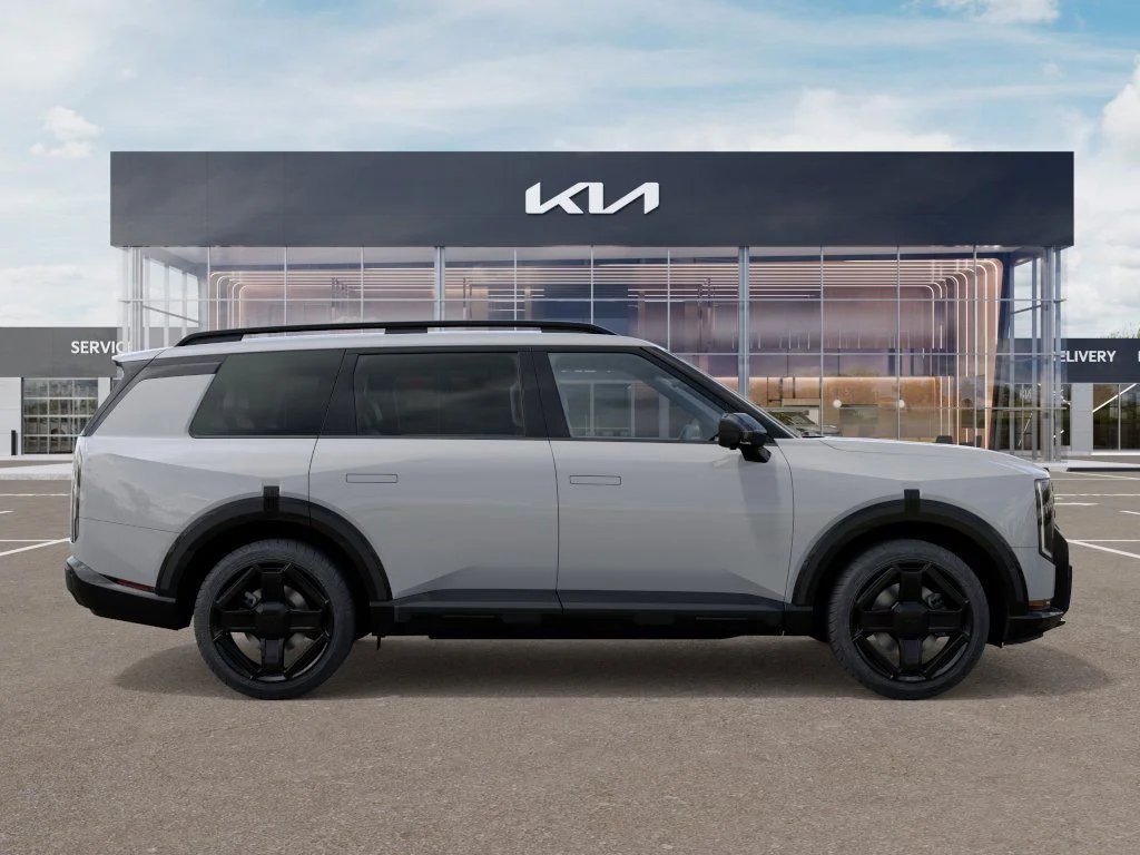New 2027 Wolf Gray Kia X-Line SX image 7
