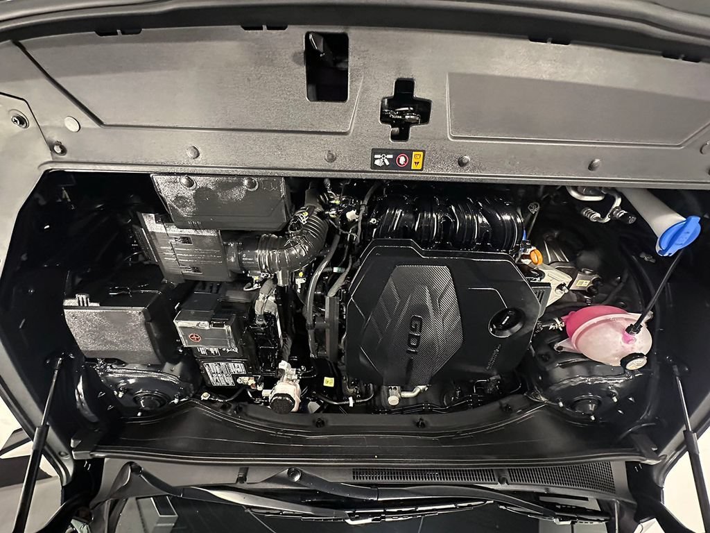 Used 2023 Black Hyundai SEL image 39