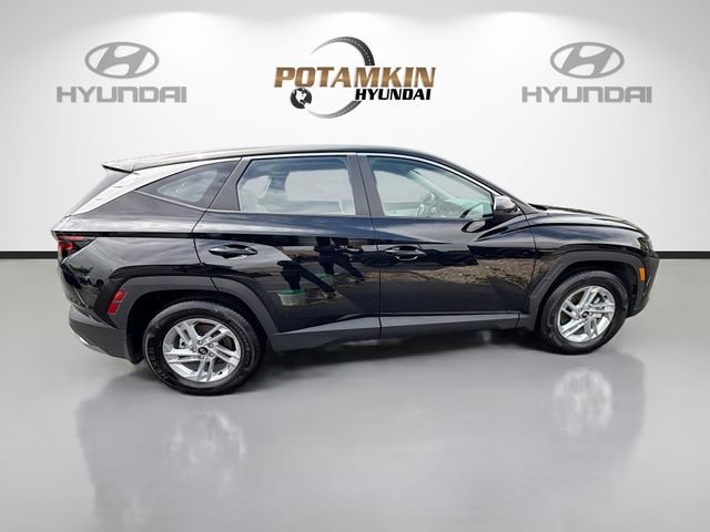 Used 2026 Black Hyundai SE image 4