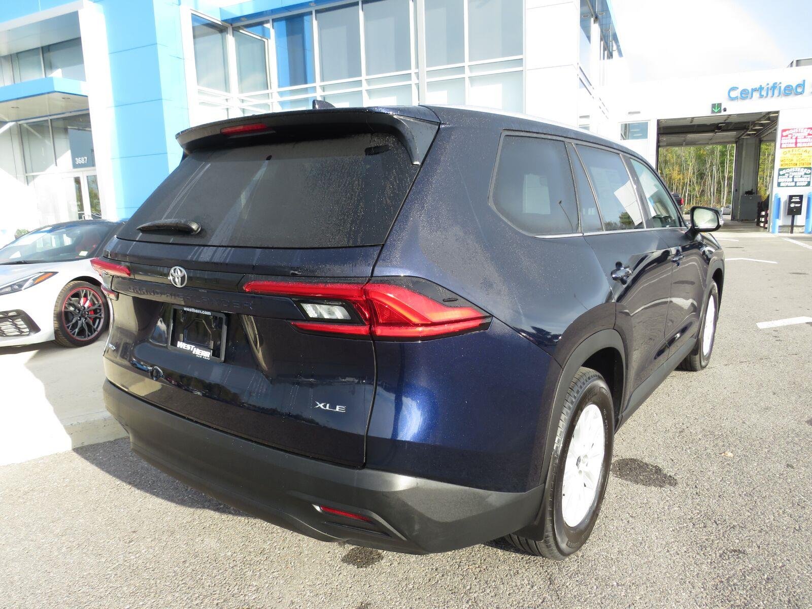 Used 2024 Blueprint Toyota XLE image 7