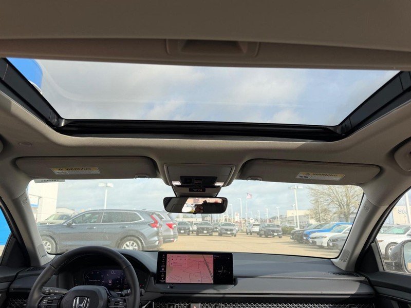 New 2026 Meteorite Gray Metallic Honda Touring image 9