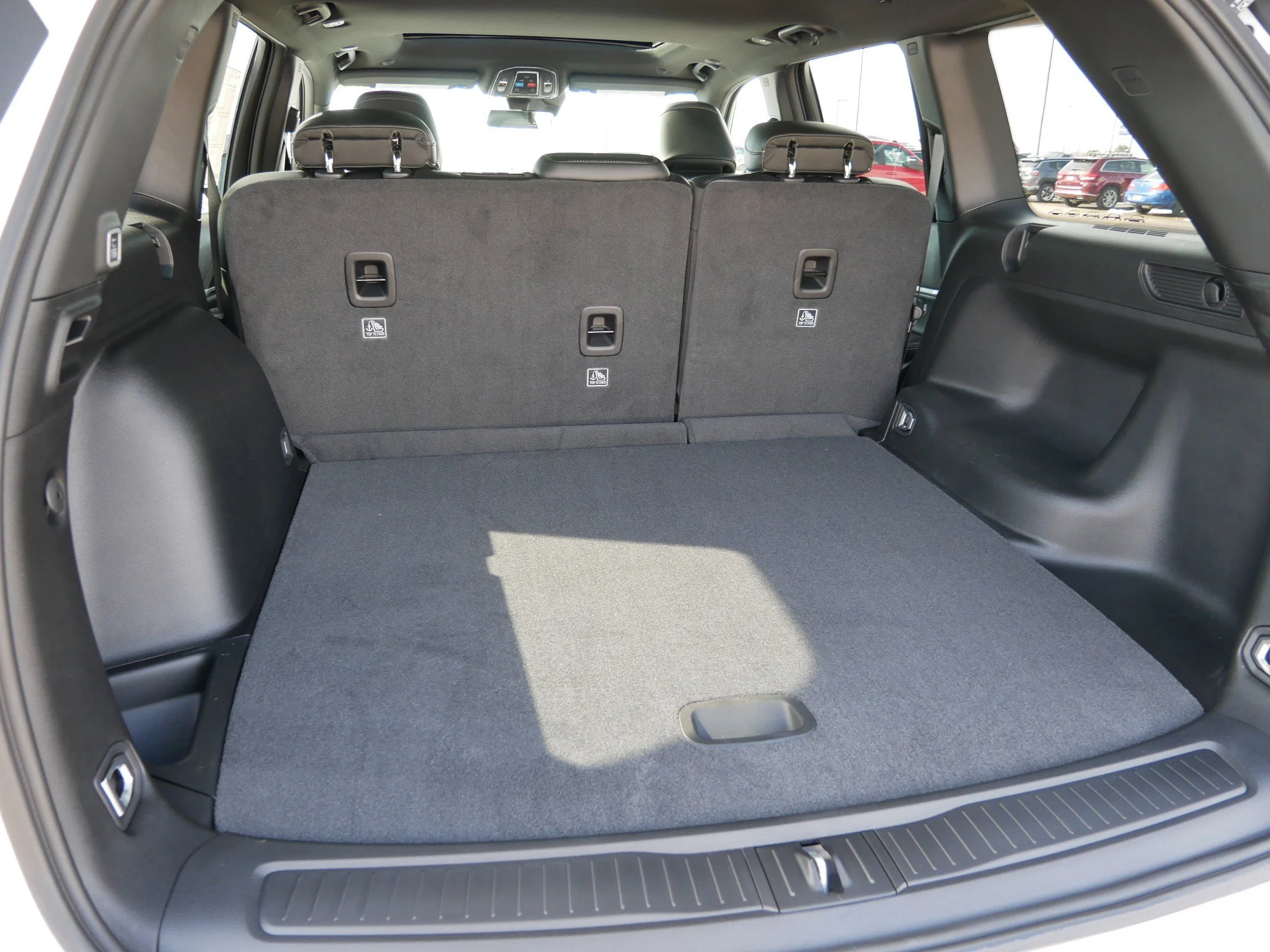 New 2026 Bright White Clearcoat Jeep Laredo Altitude image 6