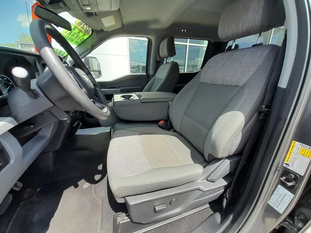 Used 2026 Gray Metallic Ford XLT image 35