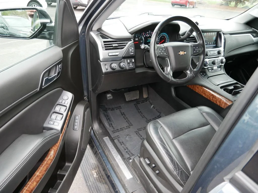 Used 2019 Gray Chevrolet Premier image 11