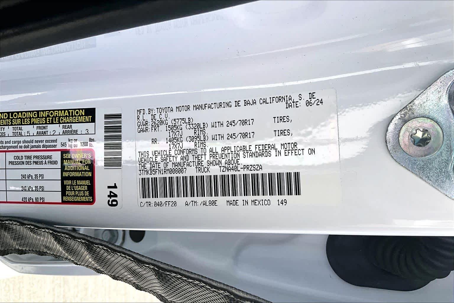 Used 2024 Ice Cap Toyota SR5 image 34