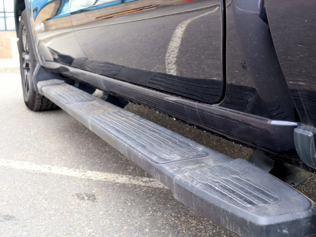 Used 2024 Titanium Rush Metallic GMC Elevation image 28