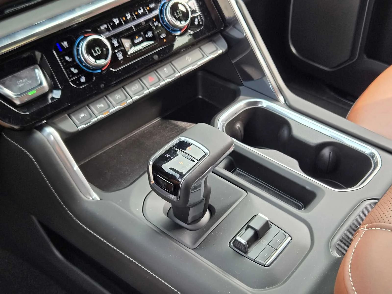 2026 GMC Sierra 1500 Denali Ultimate - Photo 14