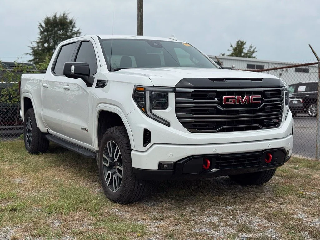 Used 2026 White GMC AT4 image 2