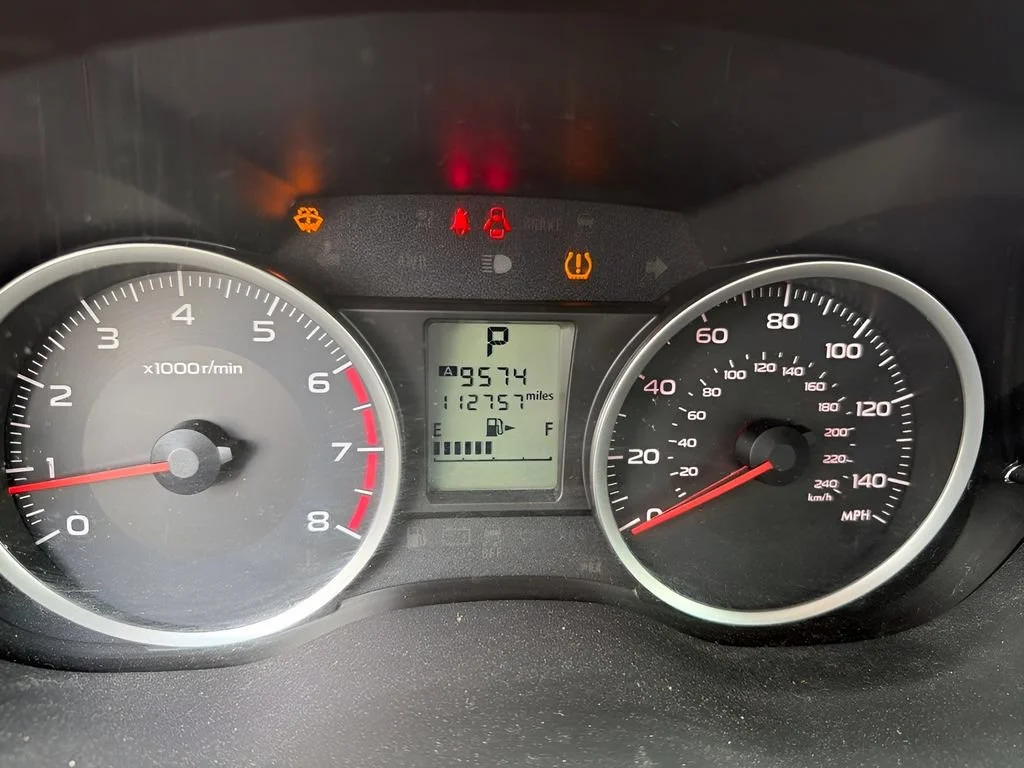 Used 2017 Silver Subaru 2.5i image 5
