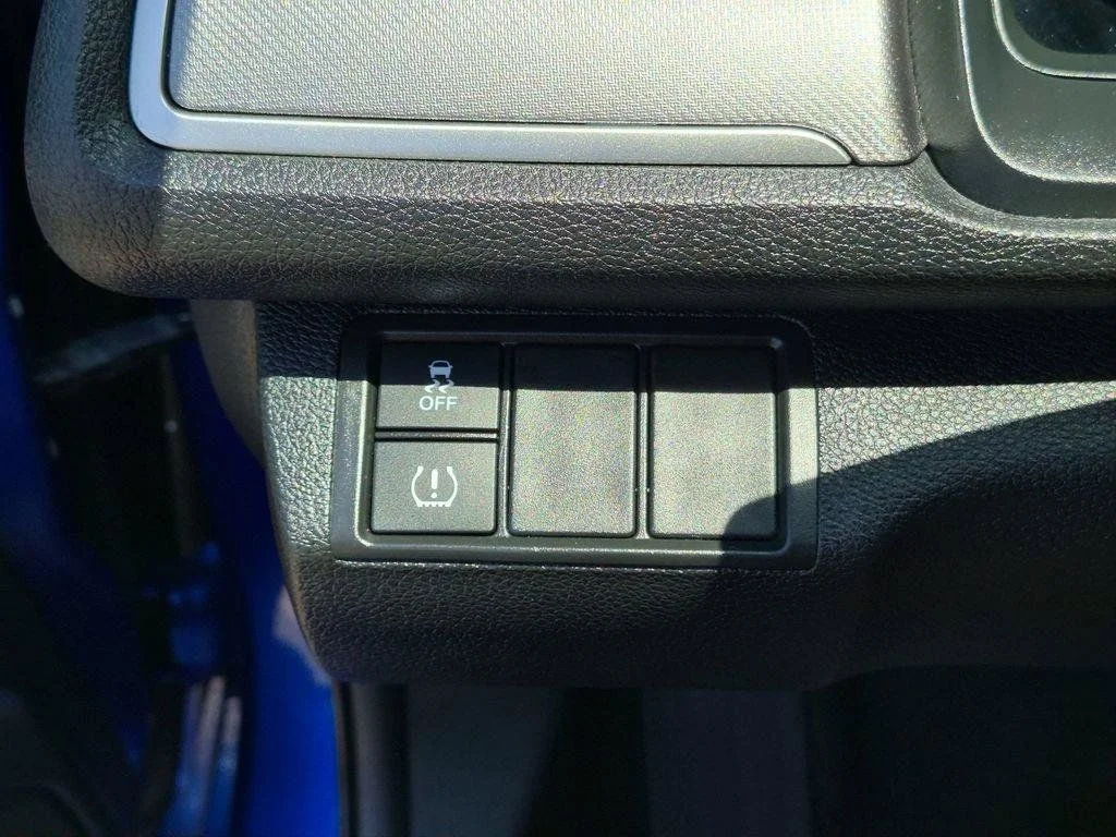 Used 2018  Honda LX-P image 14