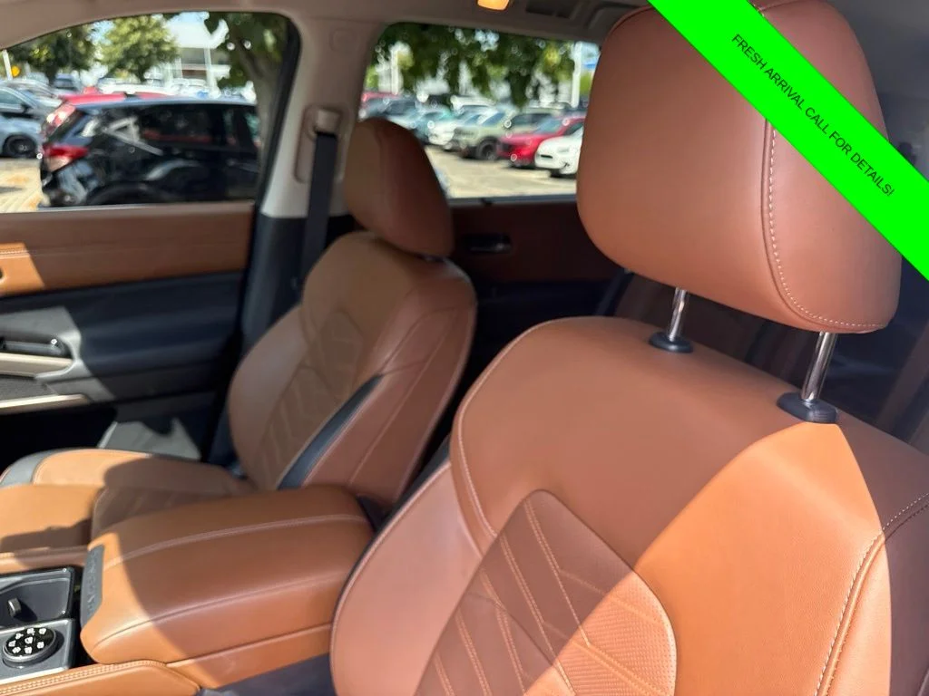 Used 2025 Boulder Gray Nissan Platinum image 51
