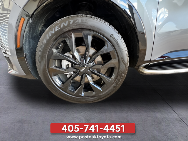 Used 2023 Silver Kia SX image 41