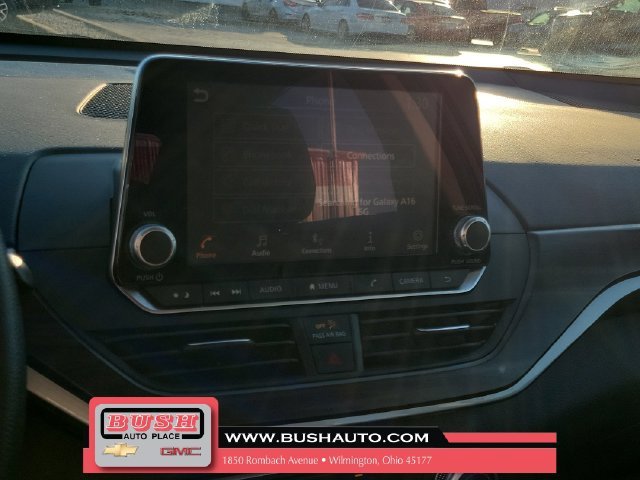 Used 2024 Gray Nissan 2.5 SV image 26