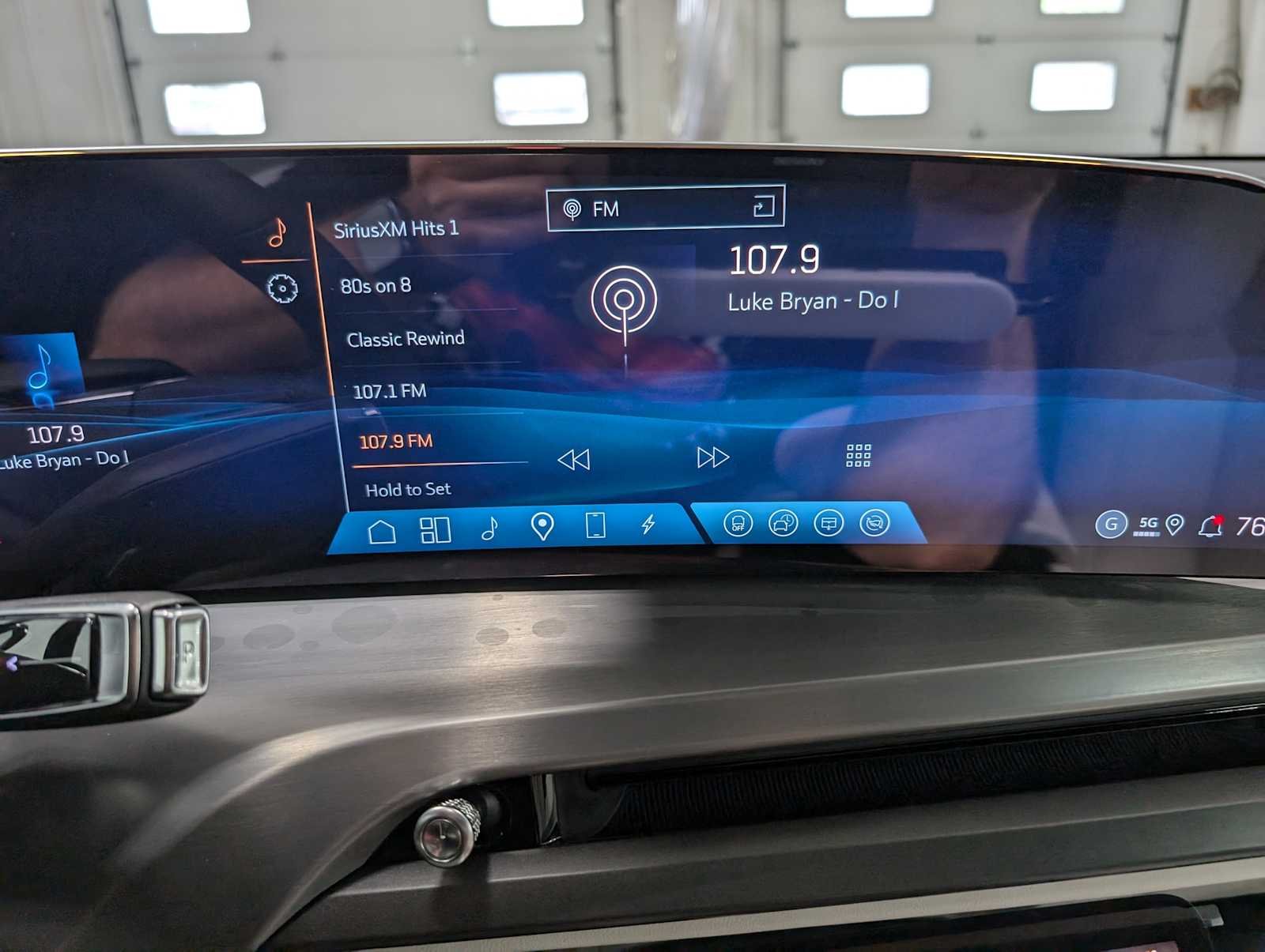 2026 Cadillac VISTIQ Luxury - Photo 28