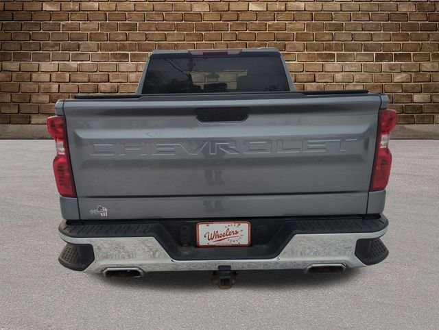 2021 Chevrolet Silverado 1500 LT photo 4