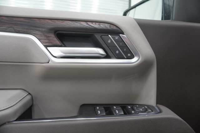 2026 GMC Sierra 1500 SLT - Photo 18