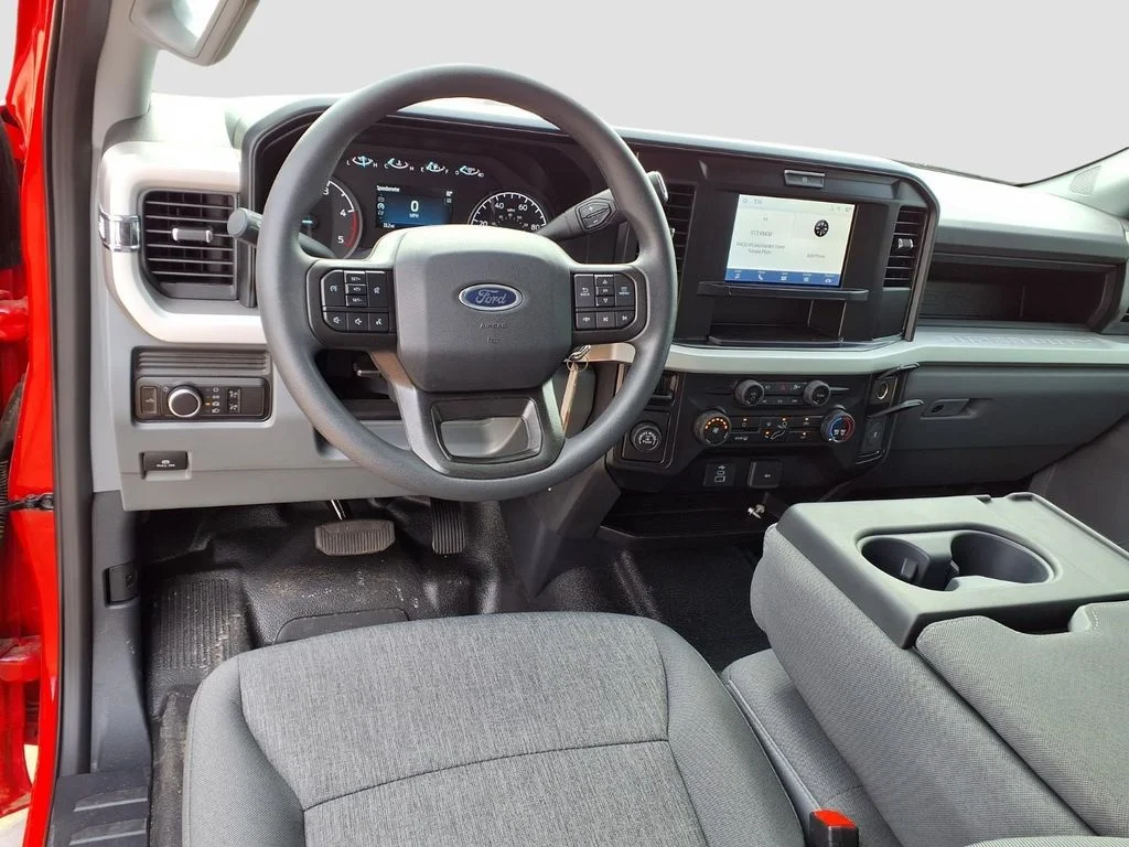 2026 Ford F-350 Super Duty XL - Photo 10