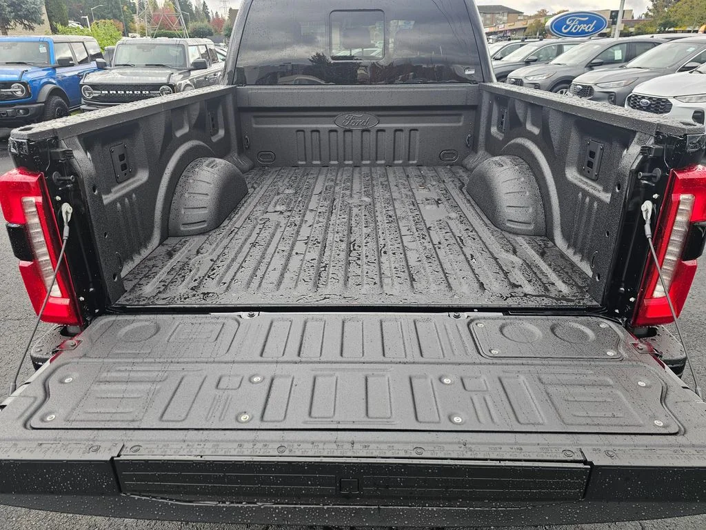 New 2026 Agate Black Metallic Ford F-250® Lariat® image 13