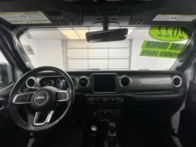 Used 2022 White Jeep Unlimited Sahara image 4