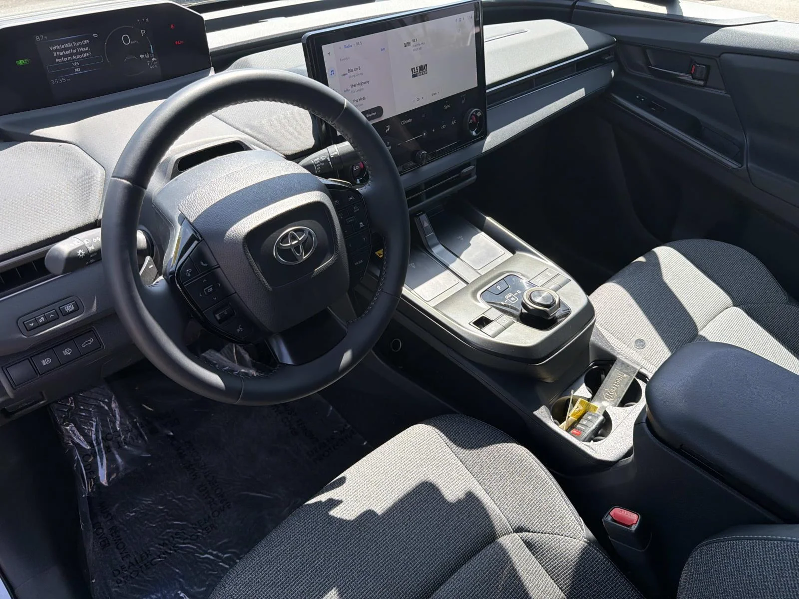 Used 2026 HEAVY METAL Toyota XLE FWD (Natl) image 7