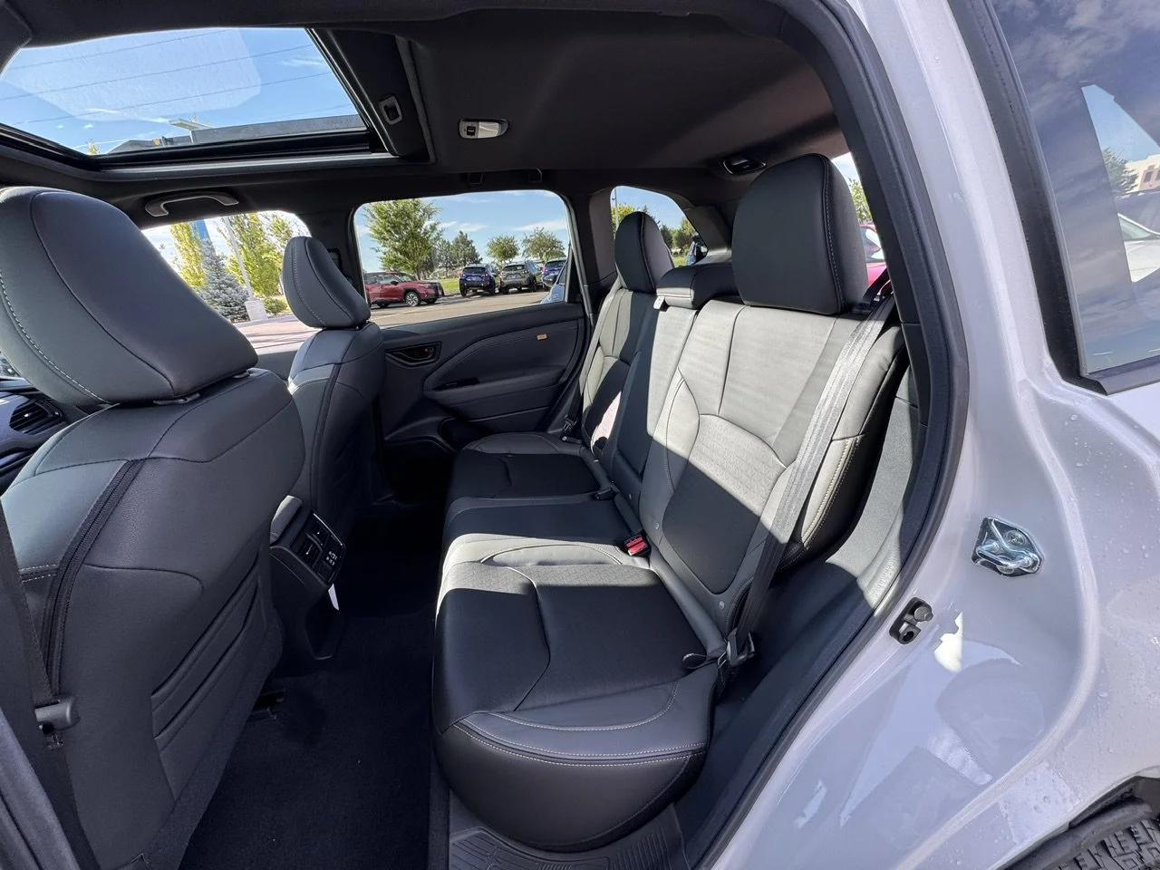 New 2026 Crystal White Pearl Subaru Wilderness image 35