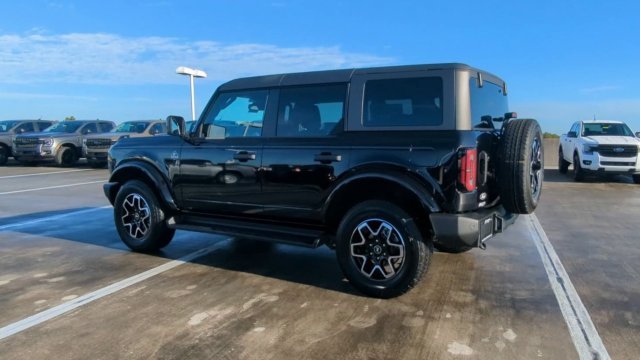 New 2026 Shadow Black Ford Outer Banks® image 84