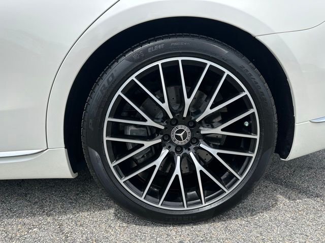 Certified Used 2023 White Mercedes-Benz S 580 image 10