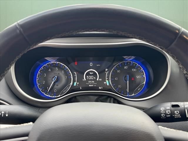 Used 2023 Black Chrysler Touring L image 19