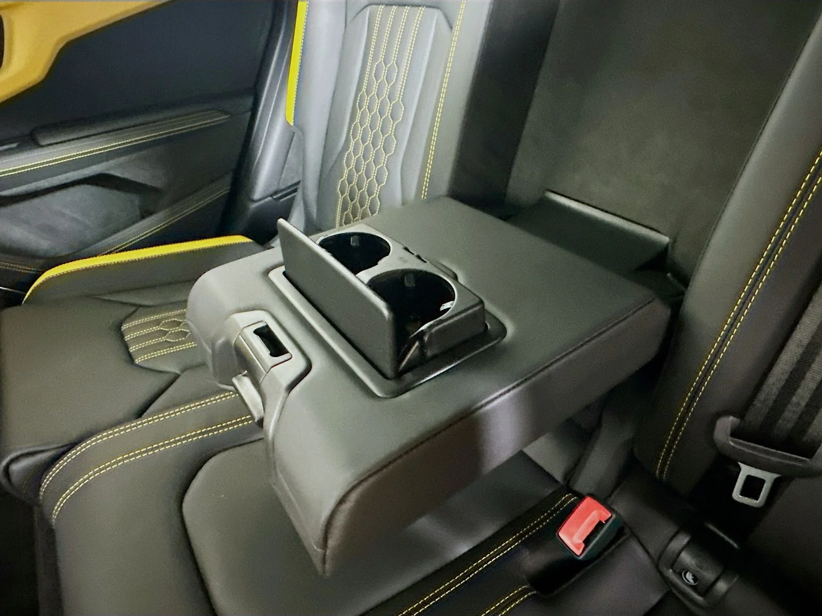 Used 2025 Yellow Lamborghini  image 58