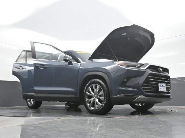2024 Toyota Grand Highlander Limited - Photo 32