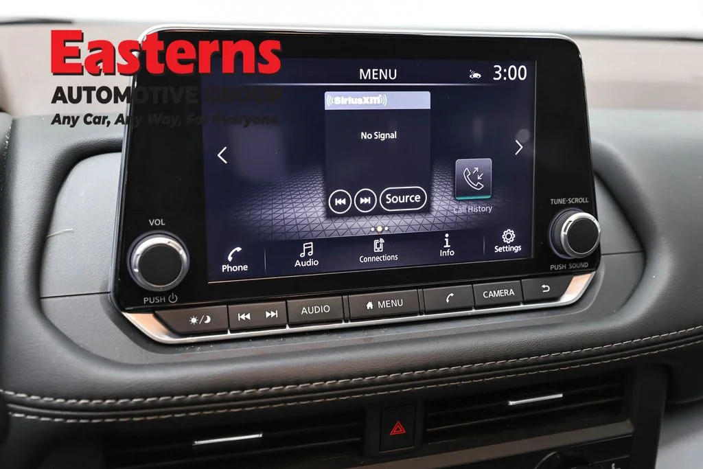 Used 2023 White Nissan SV image 19