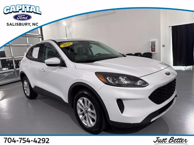 2021 Ford Escape SE