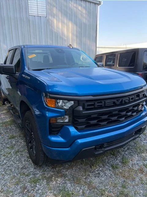 Used 2023 Blue Chevrolet Custom image 3