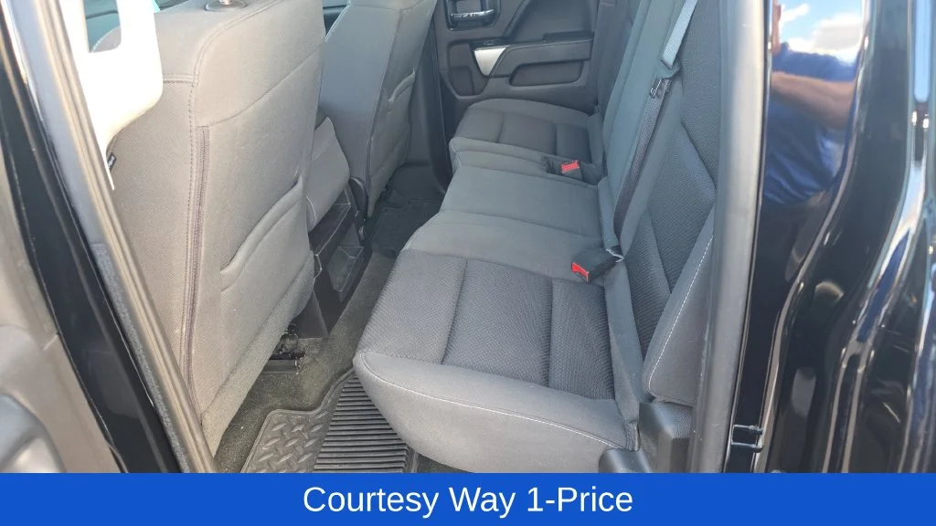Used 2016 Black Chevrolet LT image 13