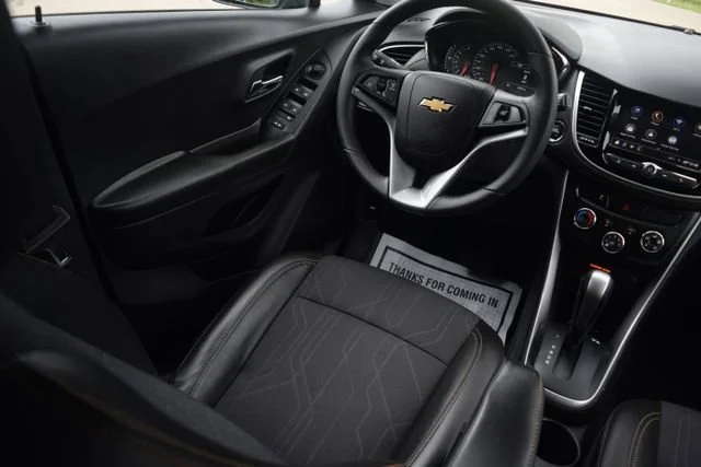 Used 2022 Chevrolet Trax LT with VIN KL7CJPSMXNB562418 for sale in Lebanon, OH