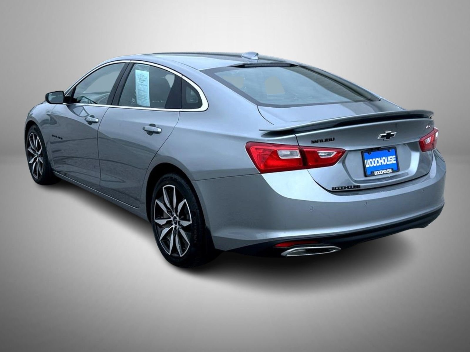 Used 2024 Gray Chevrolet RS image 7