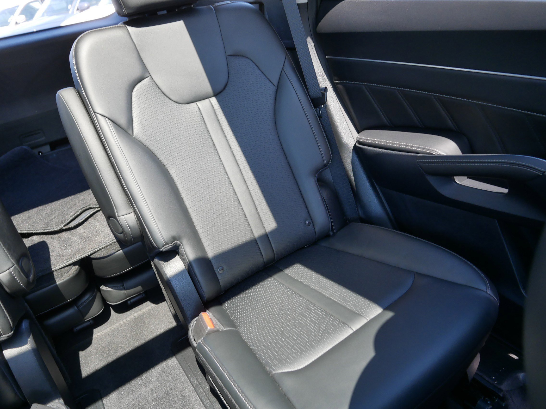 Certified Used 2023 Ebony Black Kia SX image 14