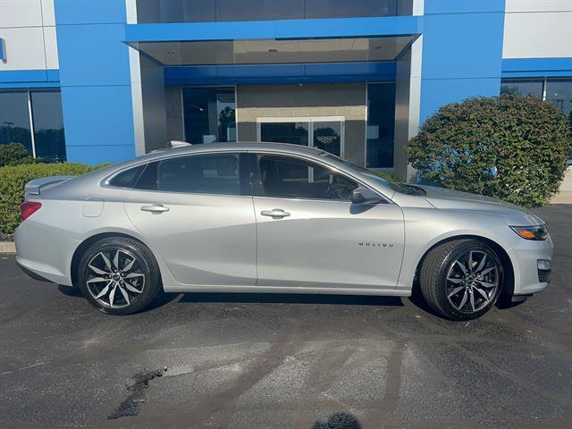 Used 2021 SILVER ICE METALLIC Chevrolet RS image 8